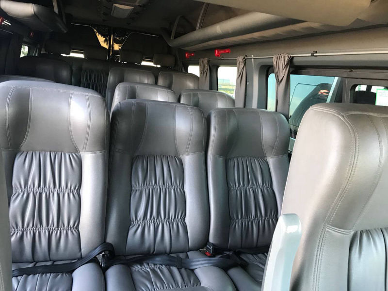 Delimatur Vans Executivas em Curitiba - Paraná